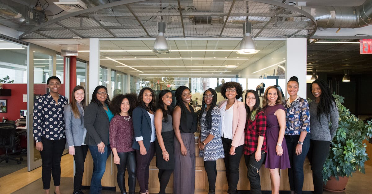 《英雄联盟》：技术支持人潮涌入，官方出手！